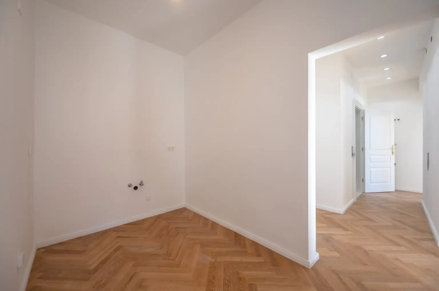 ++NEU++ Fantastische 3-Zimmer Altbauwohnung – Generalsaniert & Stilvoll