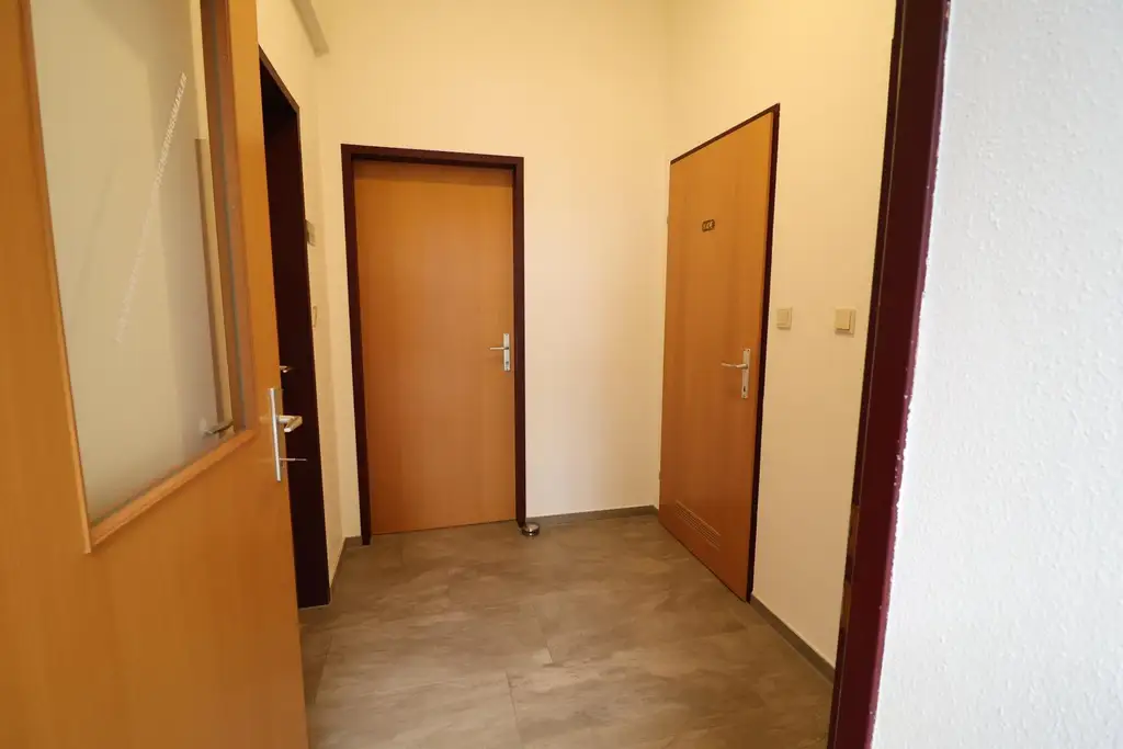 Sehr gepflegtes Büro bzw. Geschäftslokal (Option auf Erweiterung)