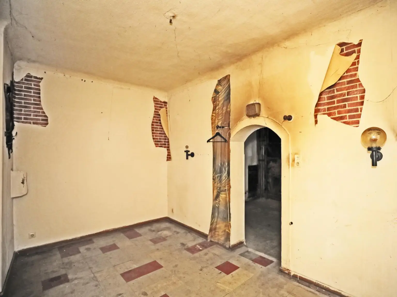 Renovierungsbedürftiges Zinshaus in Graz/Jakomini - Bestlage