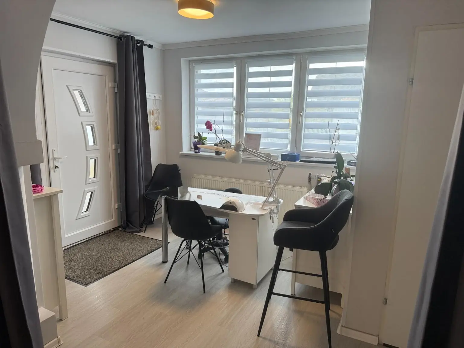 Ein/ Mehrfamilienhaus, Business, Co- Housing zwei Wohneinheiten