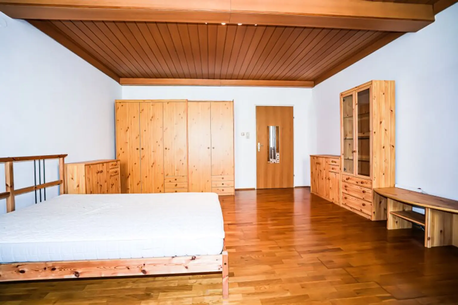 AB 01.02.2026 VERFÜGBAR I JAKOMINIPLATZ IM HERZEN VON GRAZ I LICHTDURCHFLUTET I HAUSTIERE WILLKOMMEN I SPITZENLAGE I PROJEKT WOHNEN