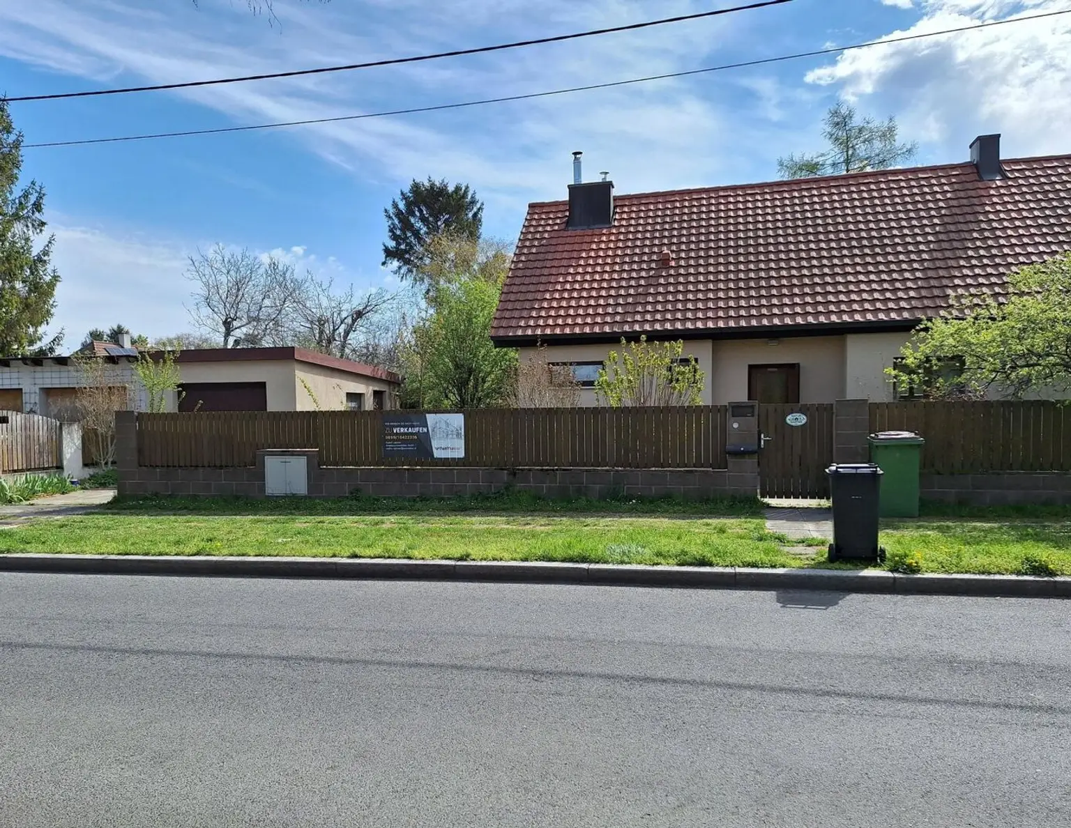 Großes Grundstück mit zwei Kaufoptionen (Teilungsentwurf)