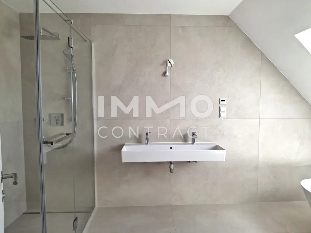 5-Zimmer-Penthouse mit zwei Terrassen – eigener Lift, Nähe zur U-Bahn