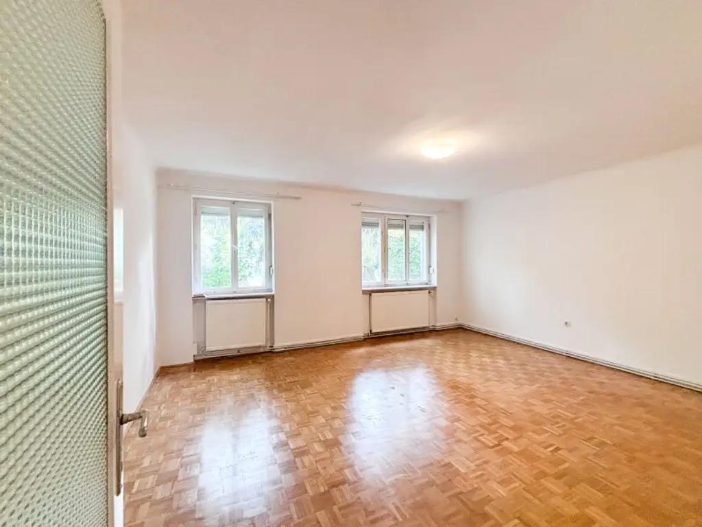 Ruhige Wohnung mit Grünblick