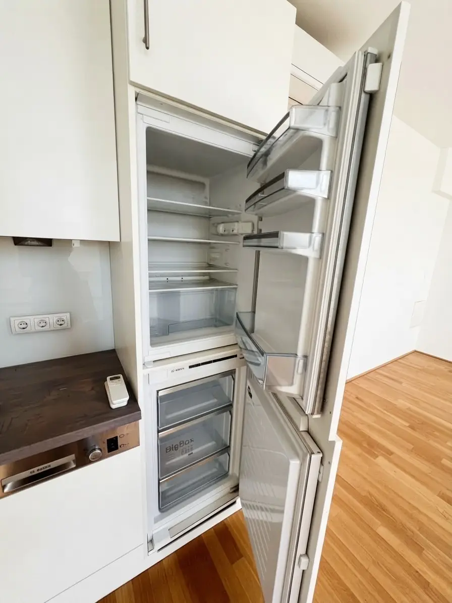 UNBEFRISTET: Klimatisierte 2-Zimmer Dachgeschosswohnung nahe Belvedere
