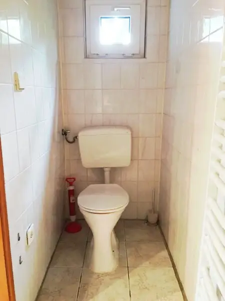 *** HAUS MIT POOL UND WINTERGARTEN - IDEAL FÜR NATUR- UND TIERFREUNDE ***