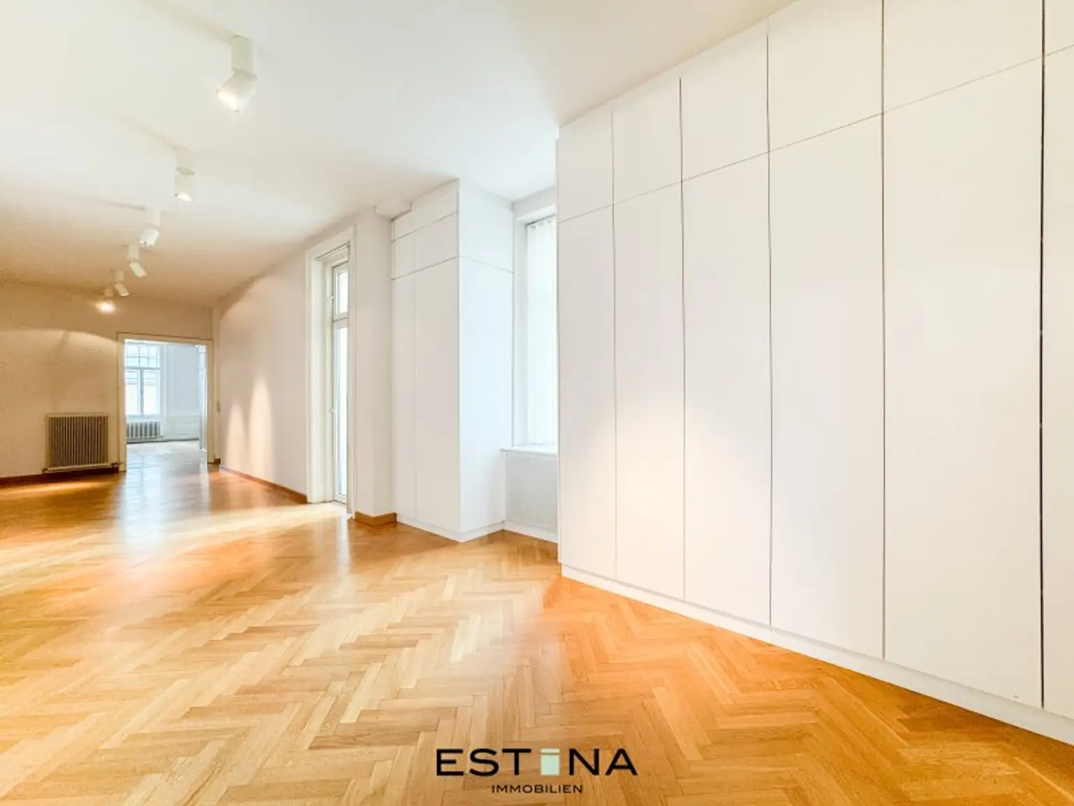 Hochwertige 5-Zimmer-Wohnung mit exklusiven Vorteilen und viel Platz