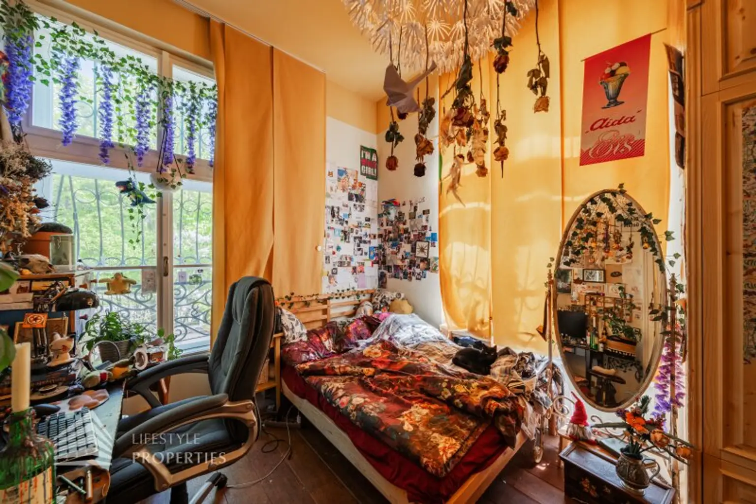 Luxuriöser 14- Zimmer Wohntraum mit Dachterrasse und Pool, Nähe Wilhelminenschloss