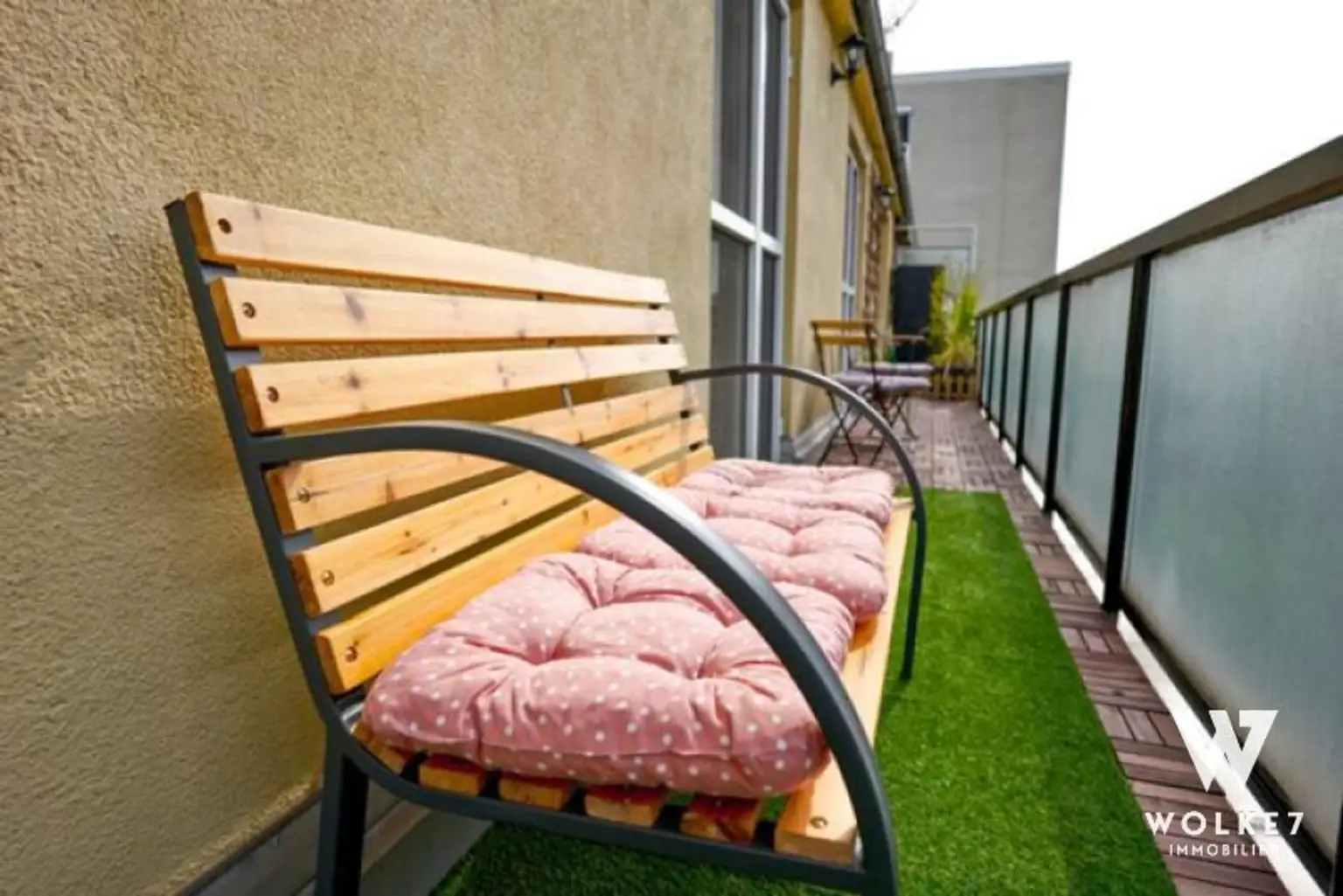 Helle 3-Zimmer-Wohnung mit gr. Terrasse nahe Naschmarkt | Klima | 3 Gehminuten U4 Pilgramgasse