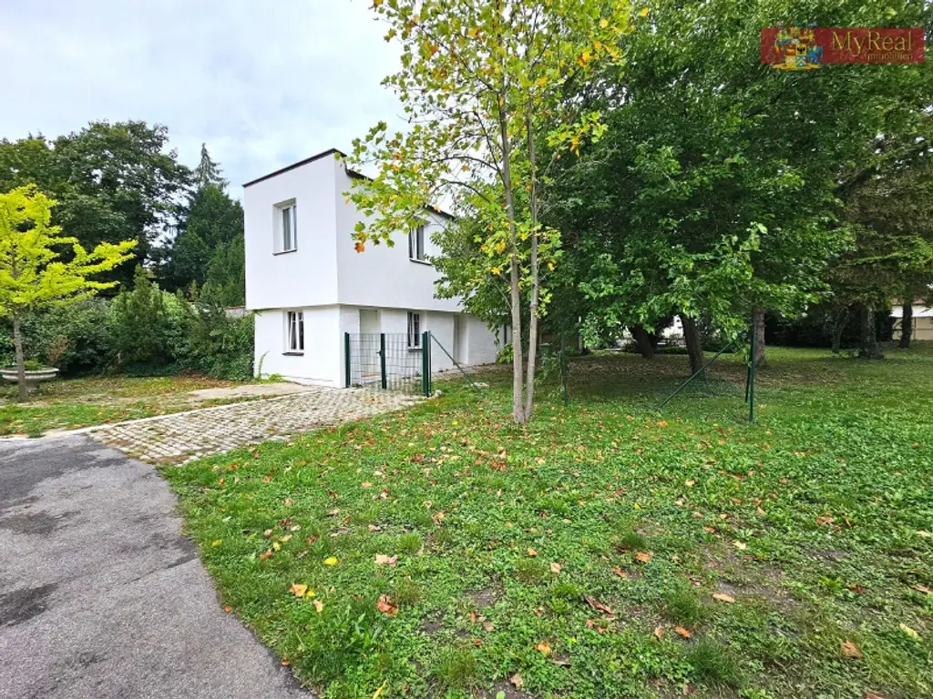 Ruheoase mit Pool  in Ruhelage