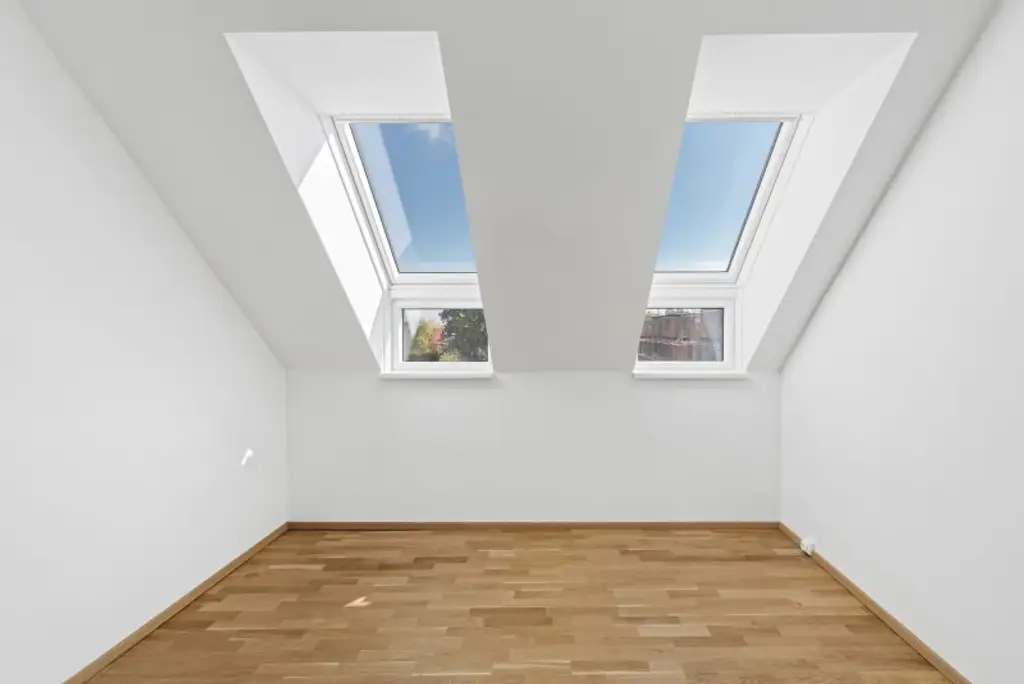 Geräumige Dachgeschoss Wohnung an der Lobau!