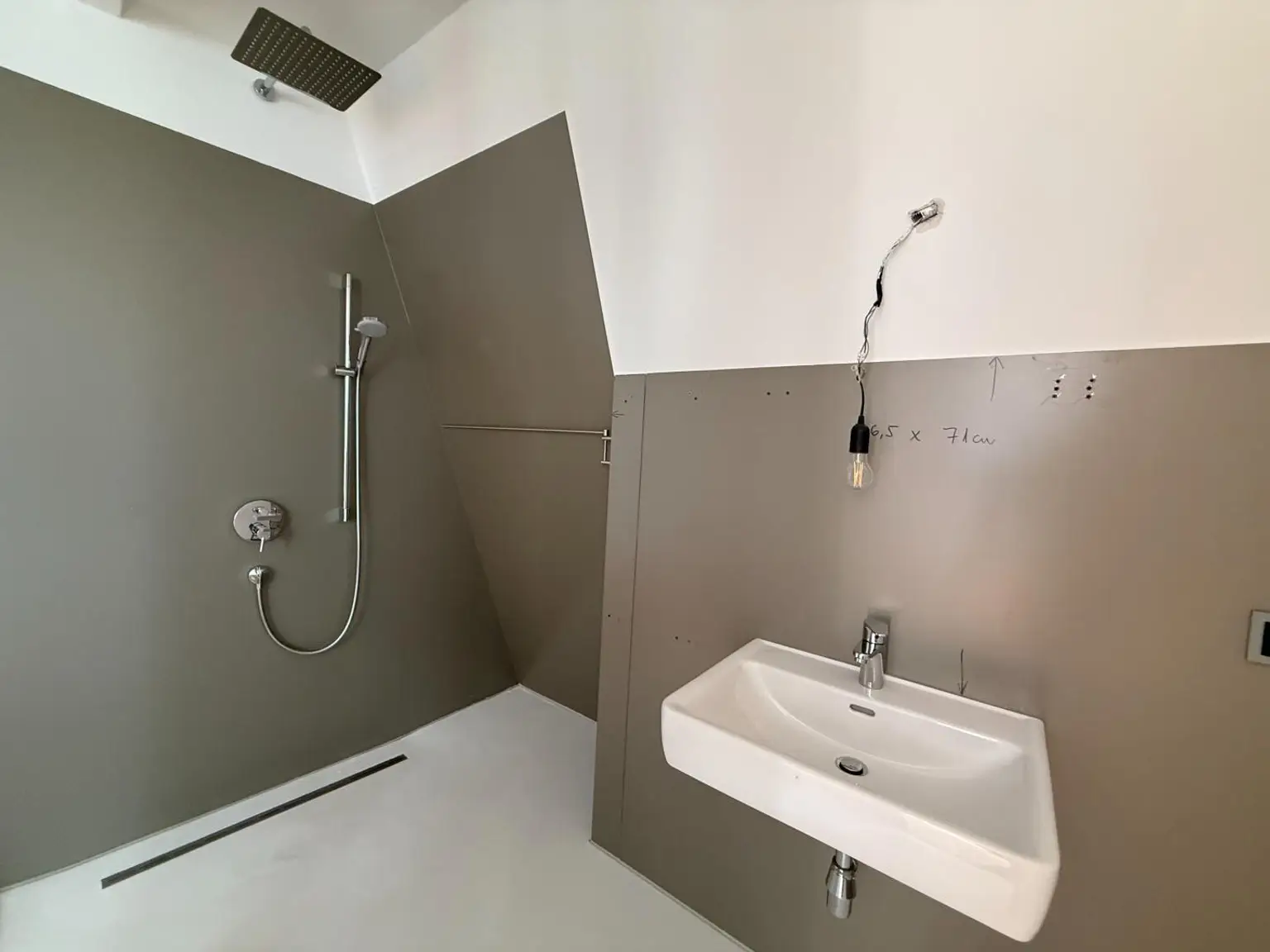 Hauptbadezimmer