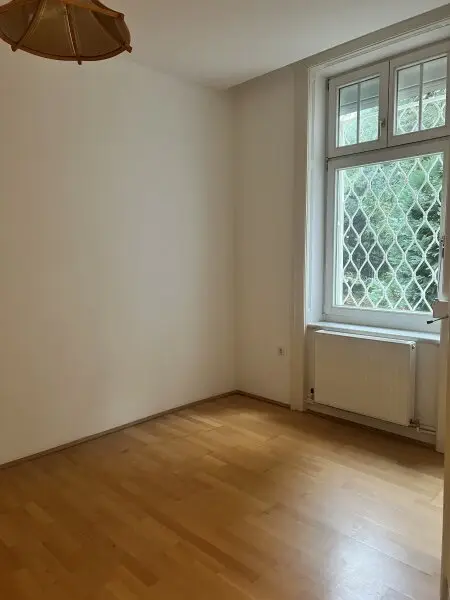 Exklusive Eigentumswohnung mit Garten & Veranda im Herzen von Ober St. Veit