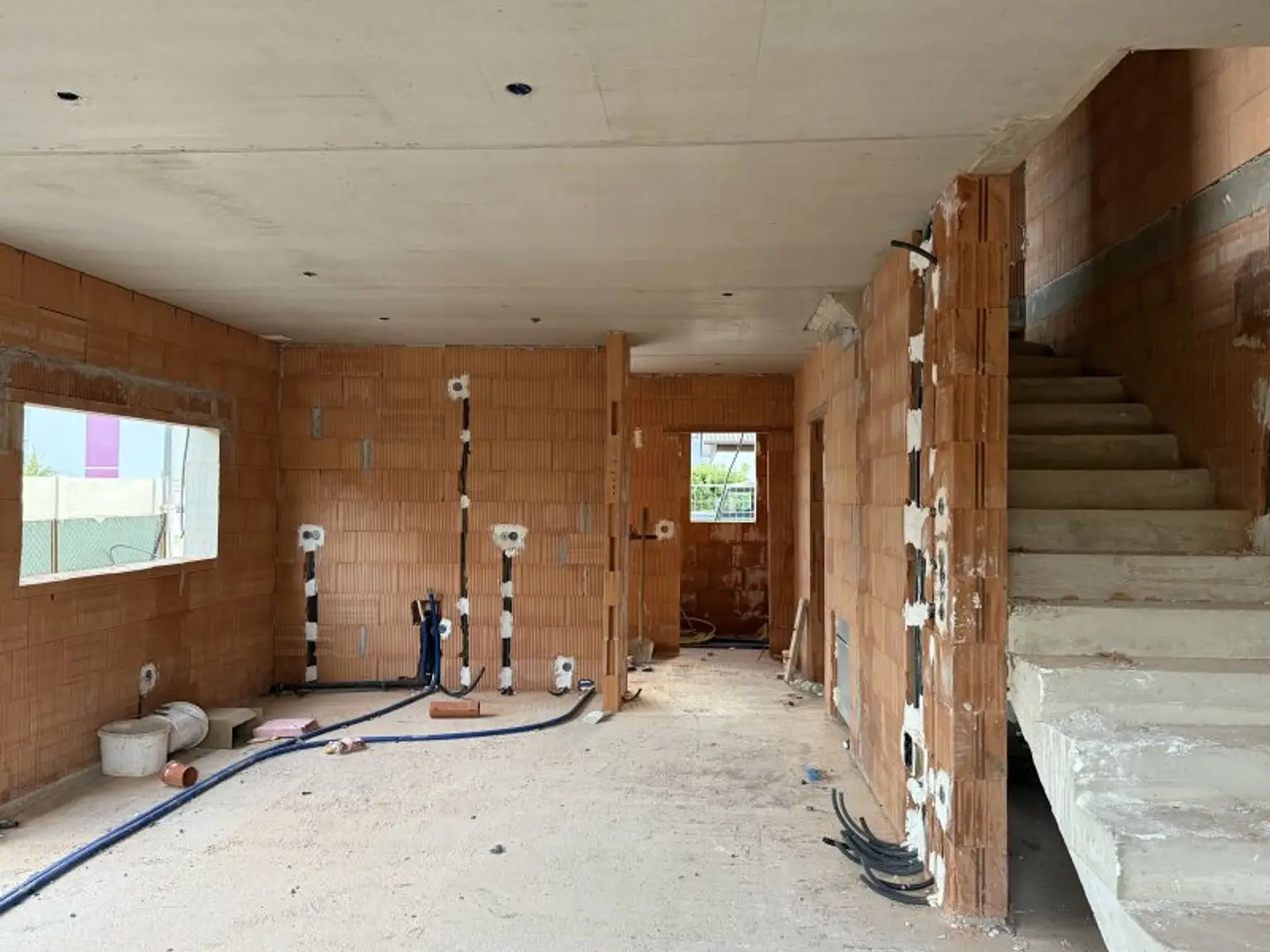 +EXKLUSIVES NEUBAUPROJEKT IN KOTTINGBRUNN+ Stilvolle Doppelhaushälften mit Garten! – Bezugsfertig Q1 / 2026