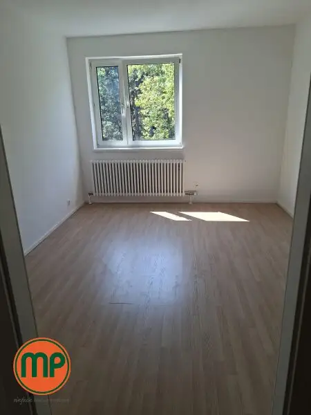 Helle 3 Zimmerwohnung mit Loggia im Herzen von Döbling
