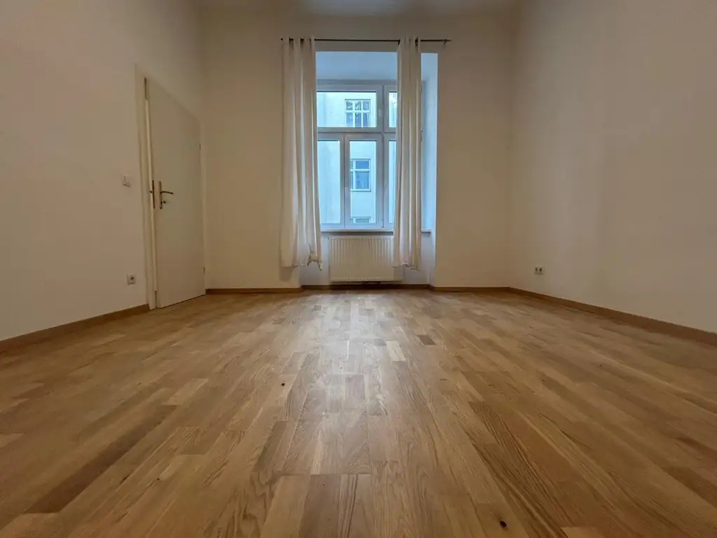 WOHNEN BEIM KARMELITERMARKT!