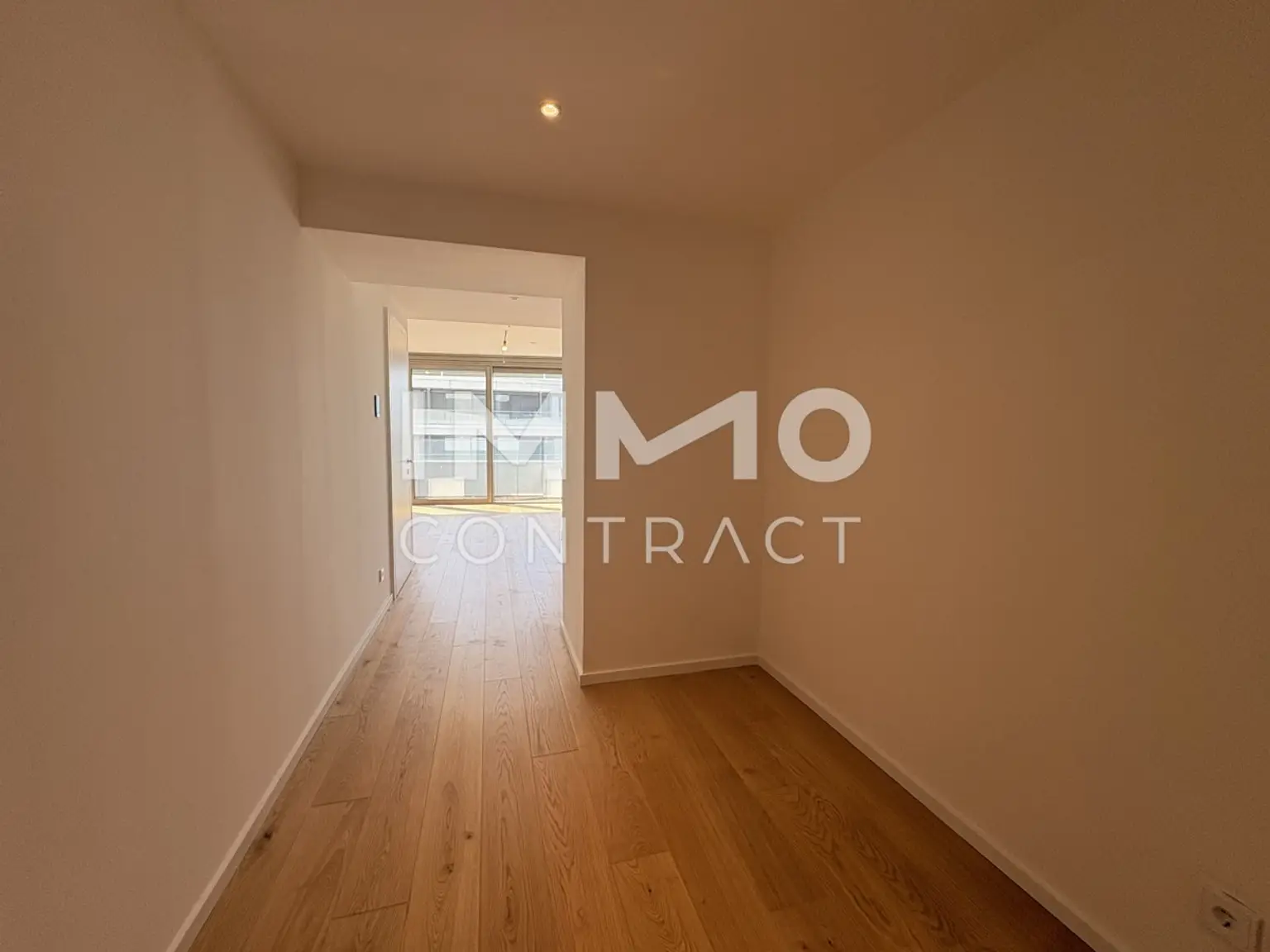 NEU & ERSTBEZUG: Gemütliche Dreizimmer-Wohnung mit viel Ruhe & Sonne (Pool, Gym, Spa, Shop, Lounges)
