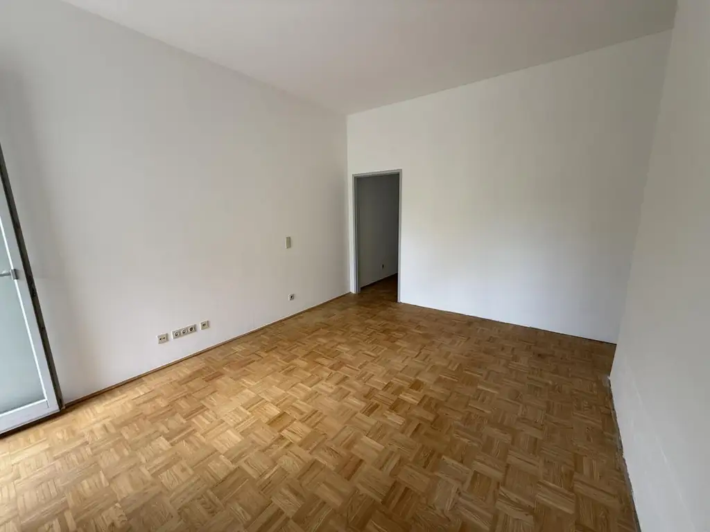Keine Provision! Bezirk Lend, Ruhiger Innenhof mit Terrasse und 2er WG tauglich - Top 21_1 ++Videorundgang++