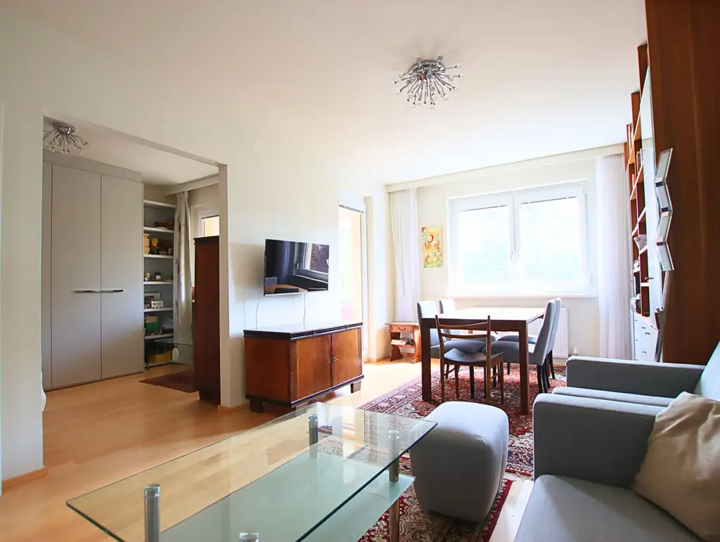 WOHNEN MIT STIL! Hochwertig eingerichtete 2 Zimmer Wohnung am Stadtrand von Baden