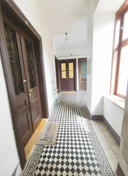 Sanierte helle Altbauwohnung - nähe U4 Hütteldorferstraße