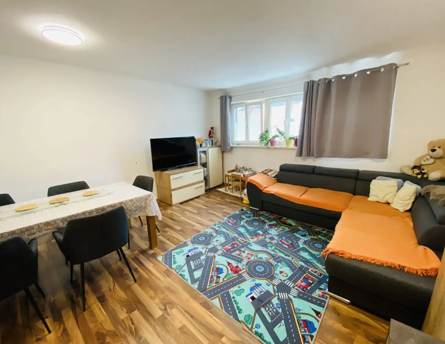 Judenburg Zentrum: Top-Gelegenheit für Anleger und Selbstnutzer! Gepflegte 3 Zimmer Eigentumswohnung!
