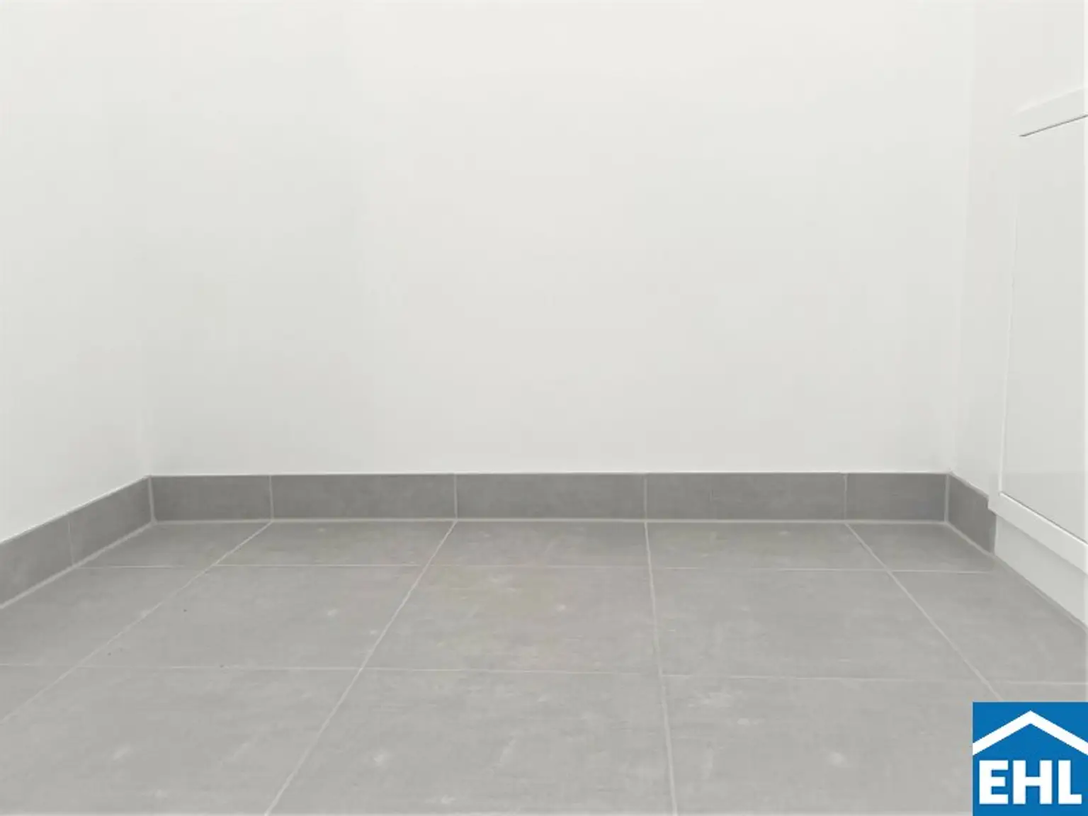 Moderner Wohnungshit mit Freifläche in Oberlaa