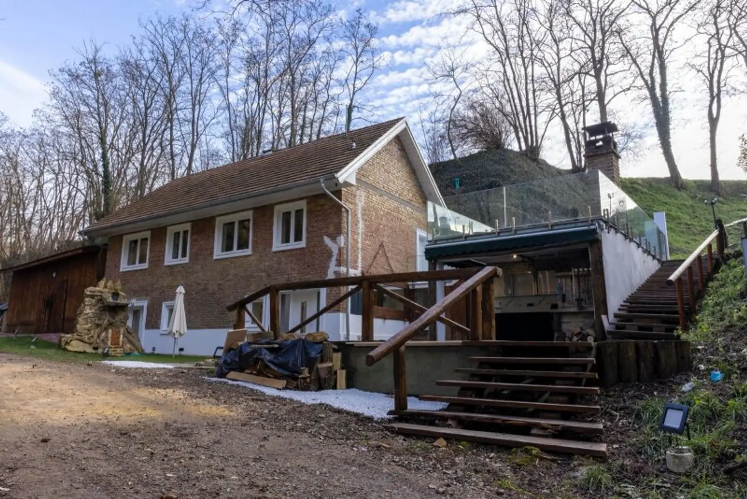 Exklusive Landhausvilla in Engelmannsbrunn – Luxus, Ruhe & Privatsphäre im Herzen des Wagrams