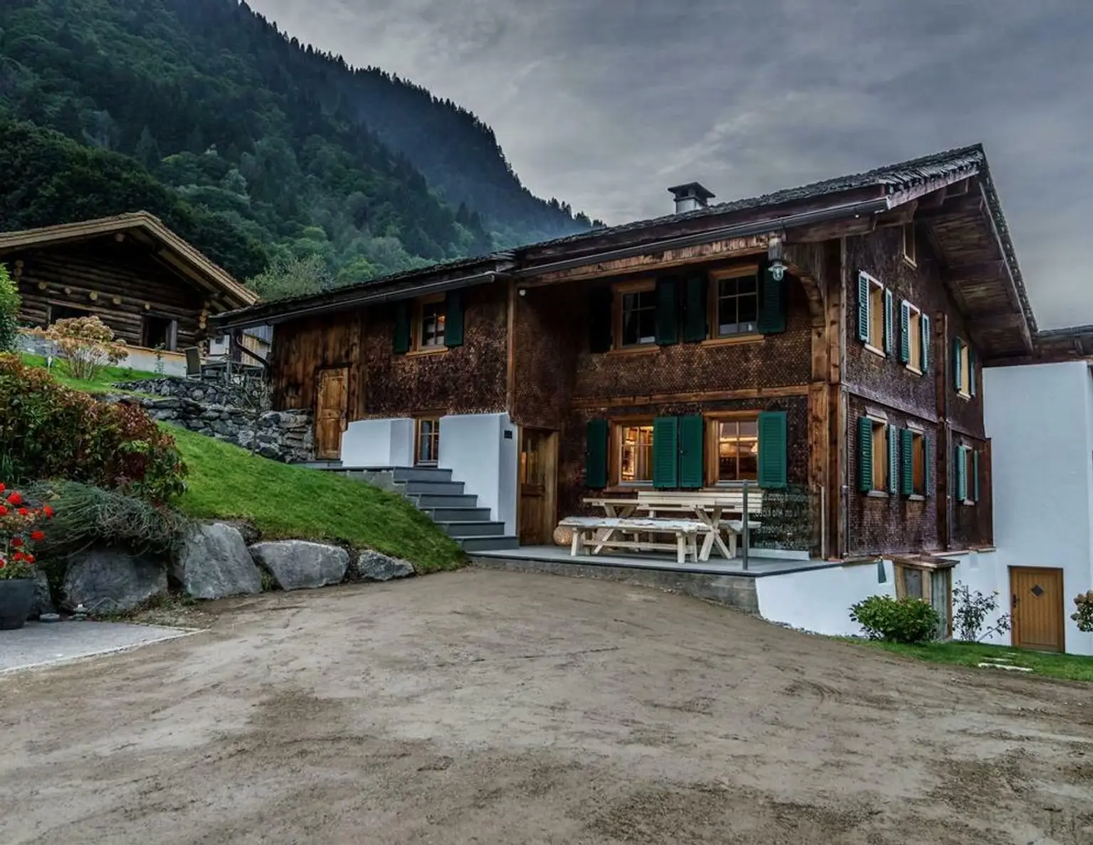 Montafon - Luxuschalet umgeben von einer traumhaften Bergkulisse | Montafon - luxury chalet surrounded by a dreamlike mountain scenery