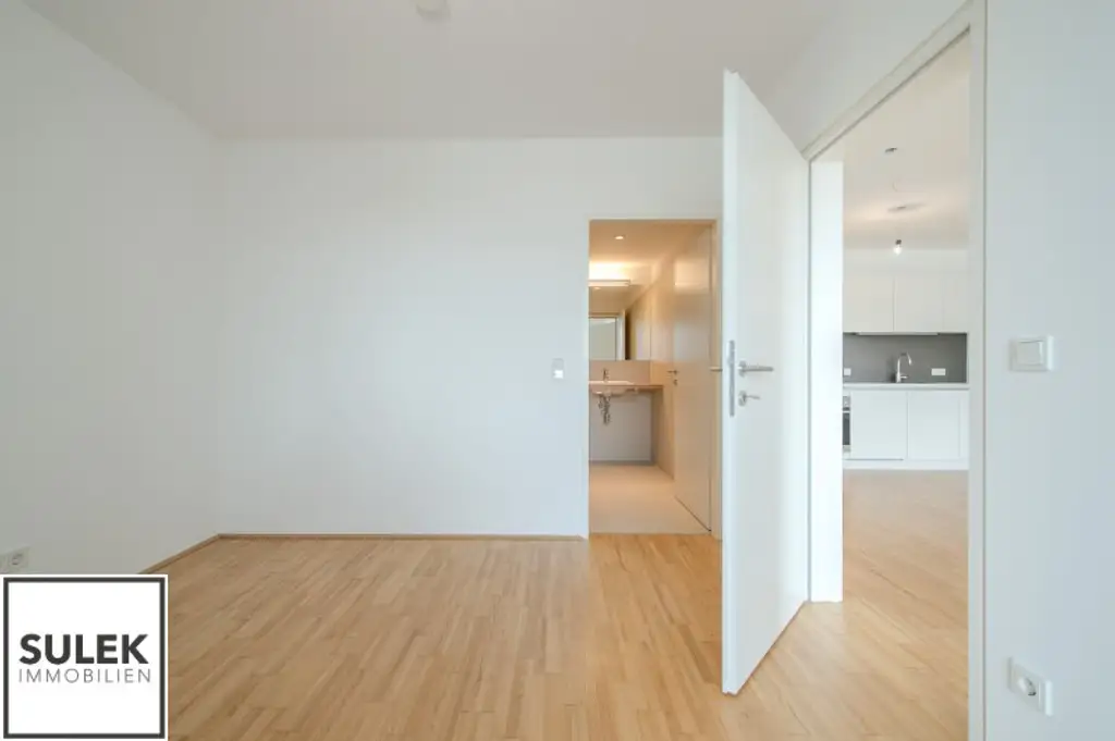 *Ab Februar* Helle 2 Zimmer Dachgeschosswohnung mit hofseitiger Terrasse - Abendsonne auf der eigenen Terrasse genießen! // ab 02/26 **VIDEO**