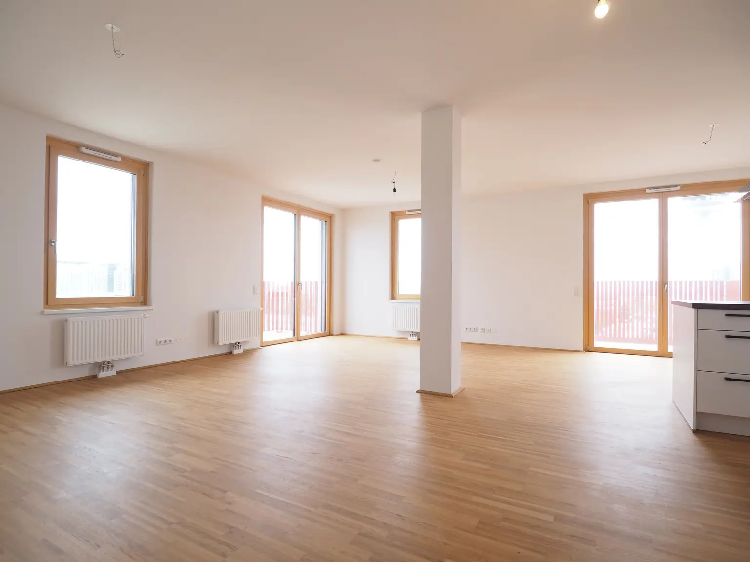 Sonnwendviertel: Wunderbare Wohnung mit drei Balkonen im MIO-HOCHHAUS