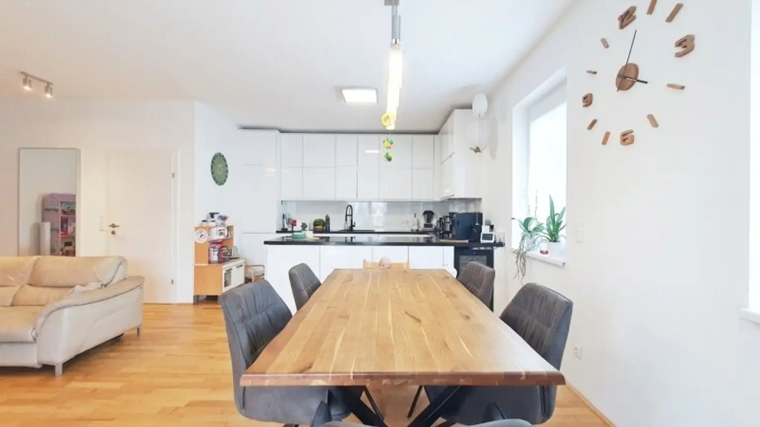 großzügige Wohnküche ca. 41,50 m²