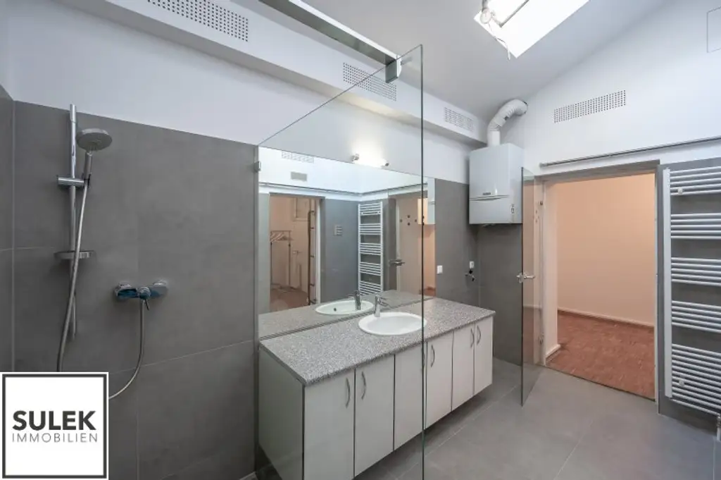 ** ab sofort: ein rd. 260 m² großes Geschäftslokal mit perfektem Grundriss**  Nähe Lerchenfelder Gürtel / Brunnengasse**