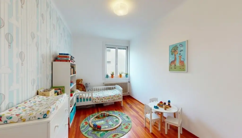 Gellertplatz - Sanierungsbedürftig - U-Bahn Nähe - Balkon optional