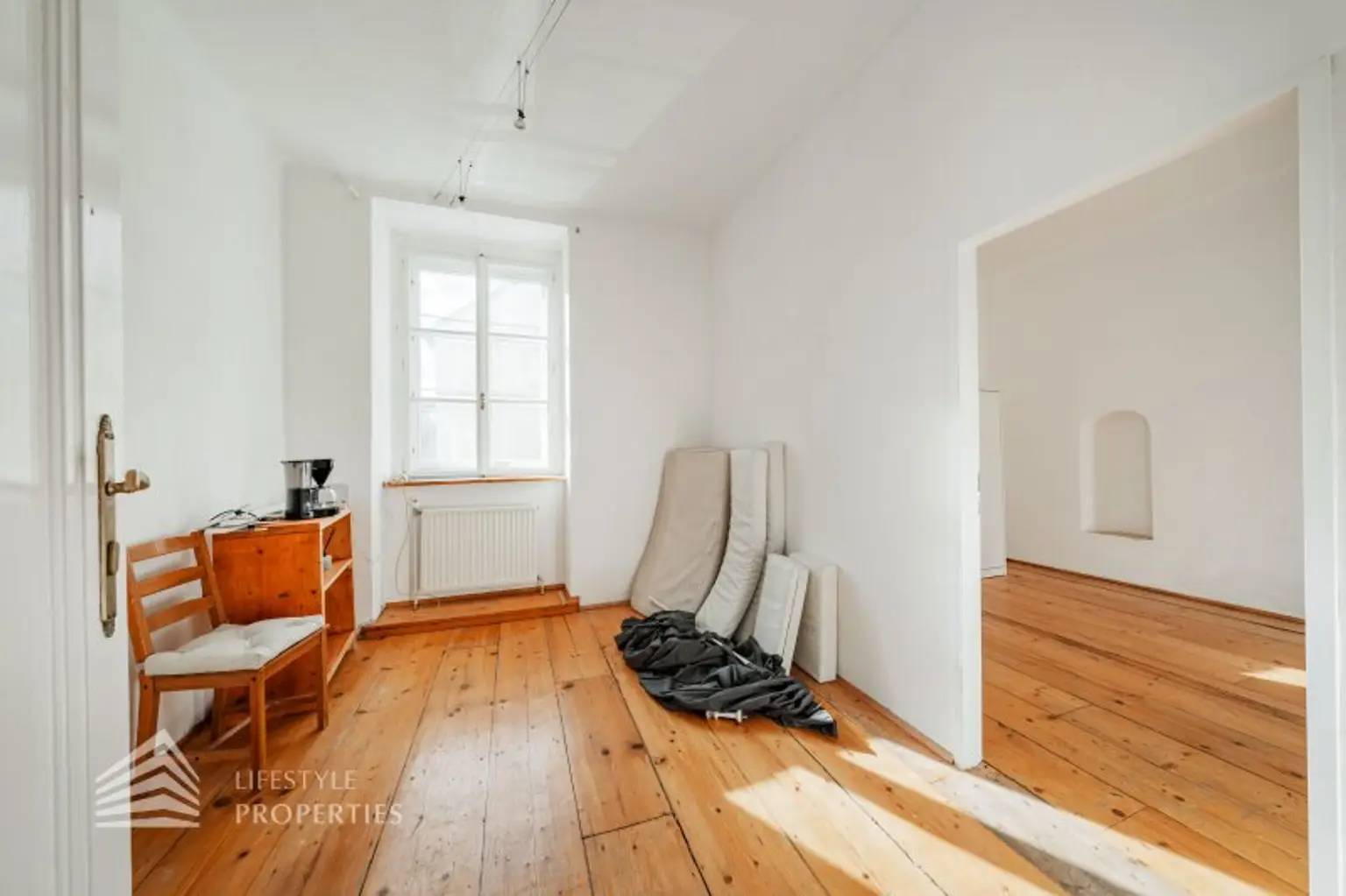 Exklusives Baugrundstück in einzigartiger Lage mit Einreichplanung!