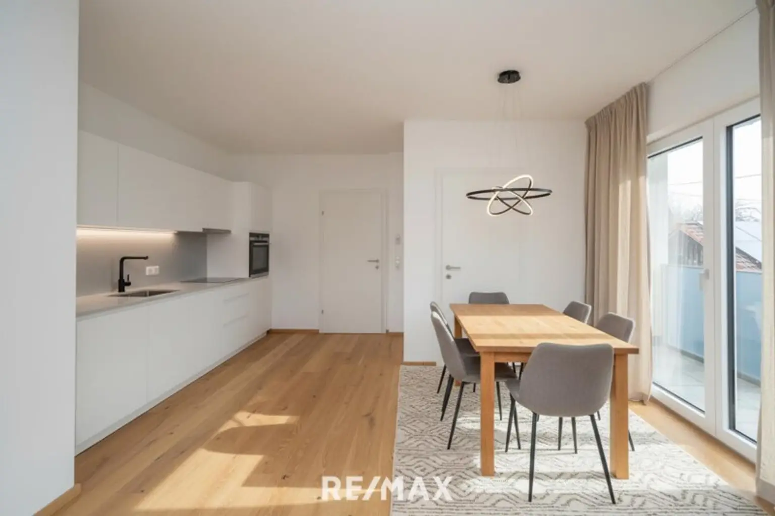 Wohn-, Küchen- und Essbereich 3 (OG)