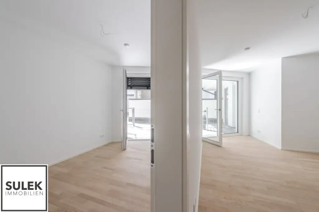 Ab Mitte Dezember  verfügbar ~ moderne 3 Zimmer Neubauwohnung mit Innenhof-Terrasse in beliebter Lage ~ Kaiserstraße U6 nähe!