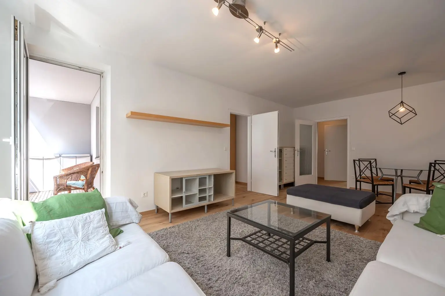 4-Zimmer Familienhit mit 2 Loggien in 1200 Wien!