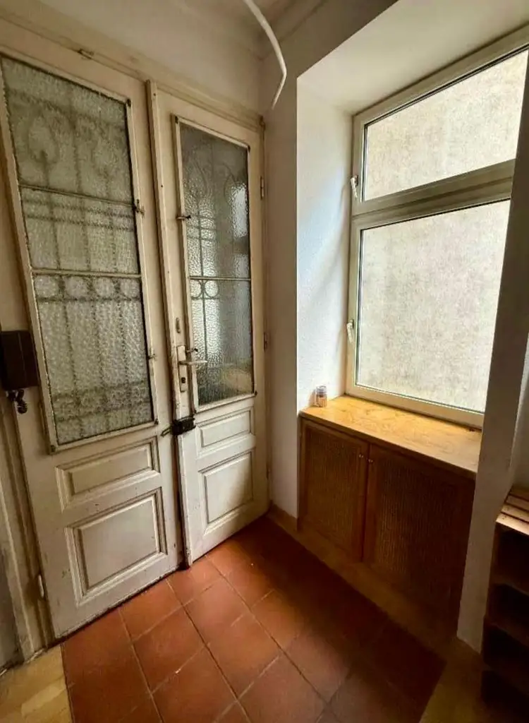 Charmante Altbauwohnung mit optimalem Grundriss – nur 50 m zur U4 Schönbrunn!