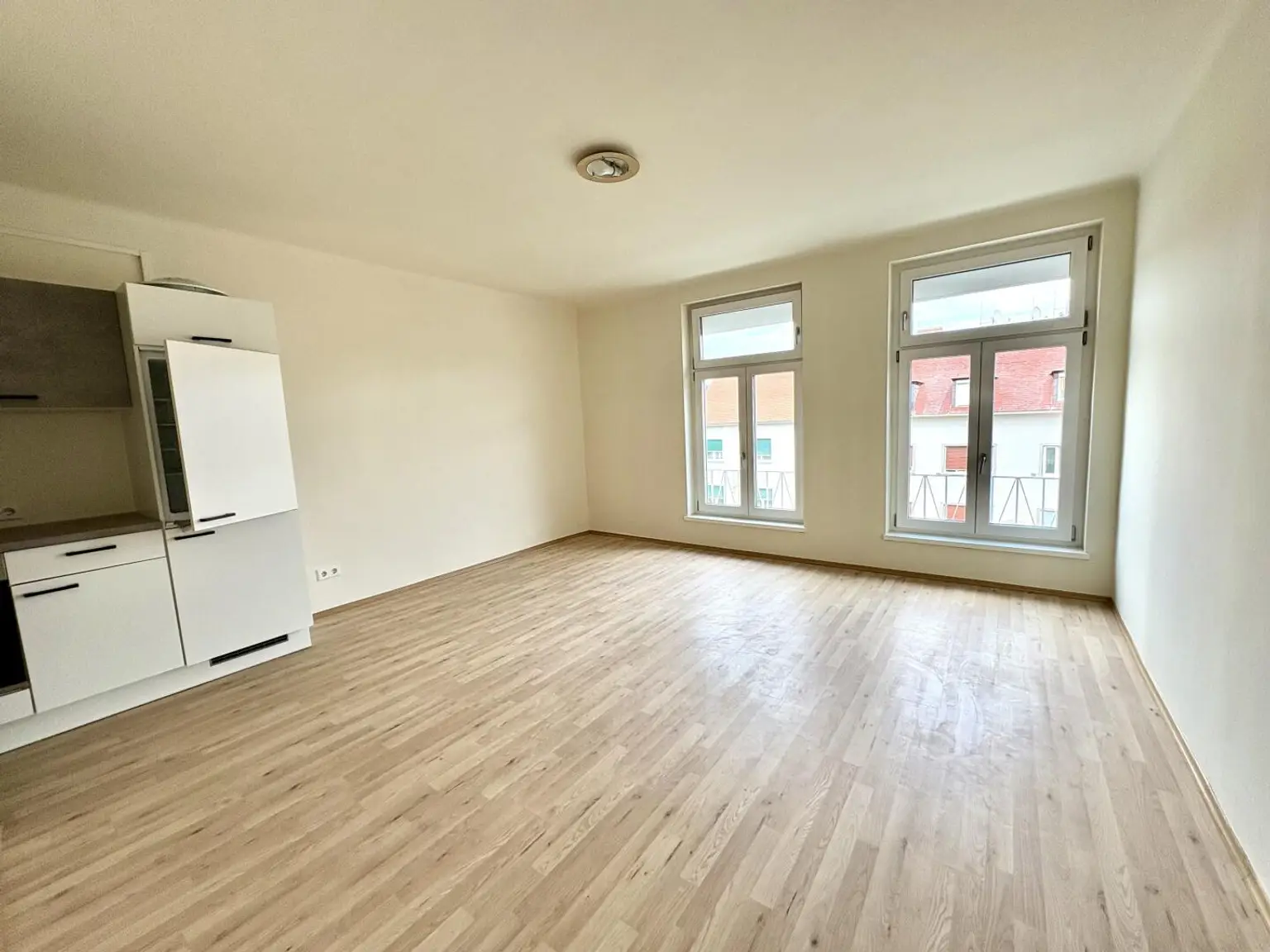Erschwingliche Eigentumswohnung in Graz- gepflegte Garconniere im 3.OG - ohne Lift- mögliche Netto Rendite von ca. 4 % vor AfA + Est