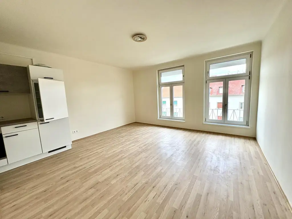 Erschwingliche Eigentumswohnung in Graz- gepflegte Garconniere im 3.OG - ohne Lift- mögliche Netto Rendite von ca. 4 % vor AfA + Est