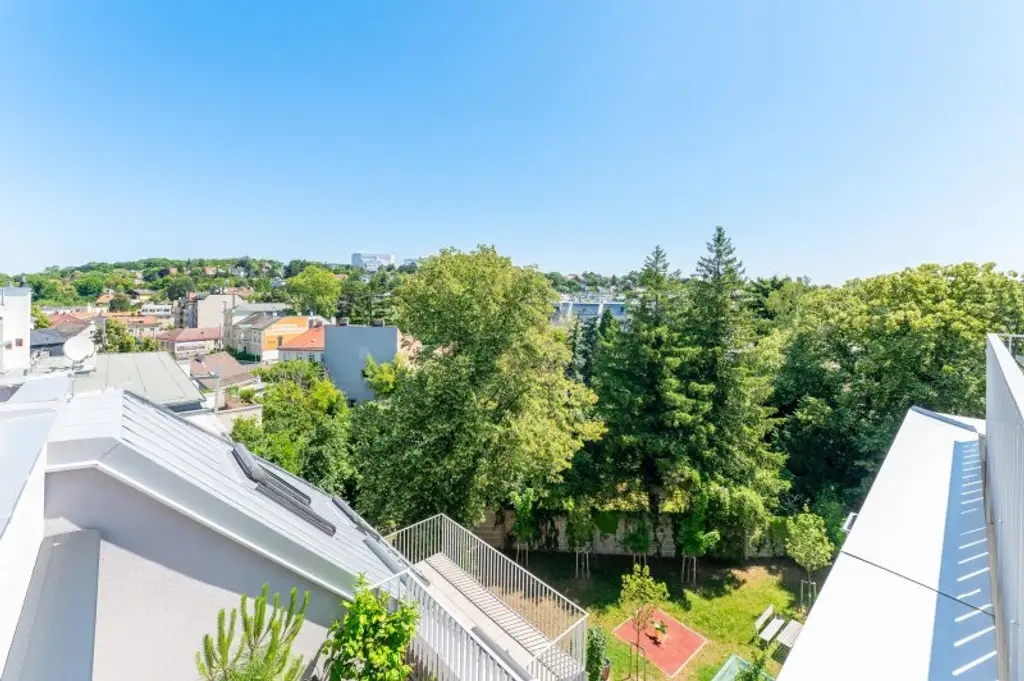 Erstbezug ab Oktober! Grandiose 4-Zimmer-Terrassenwohnung inkl. Parkplatz in Hietzing zu vermieten!
