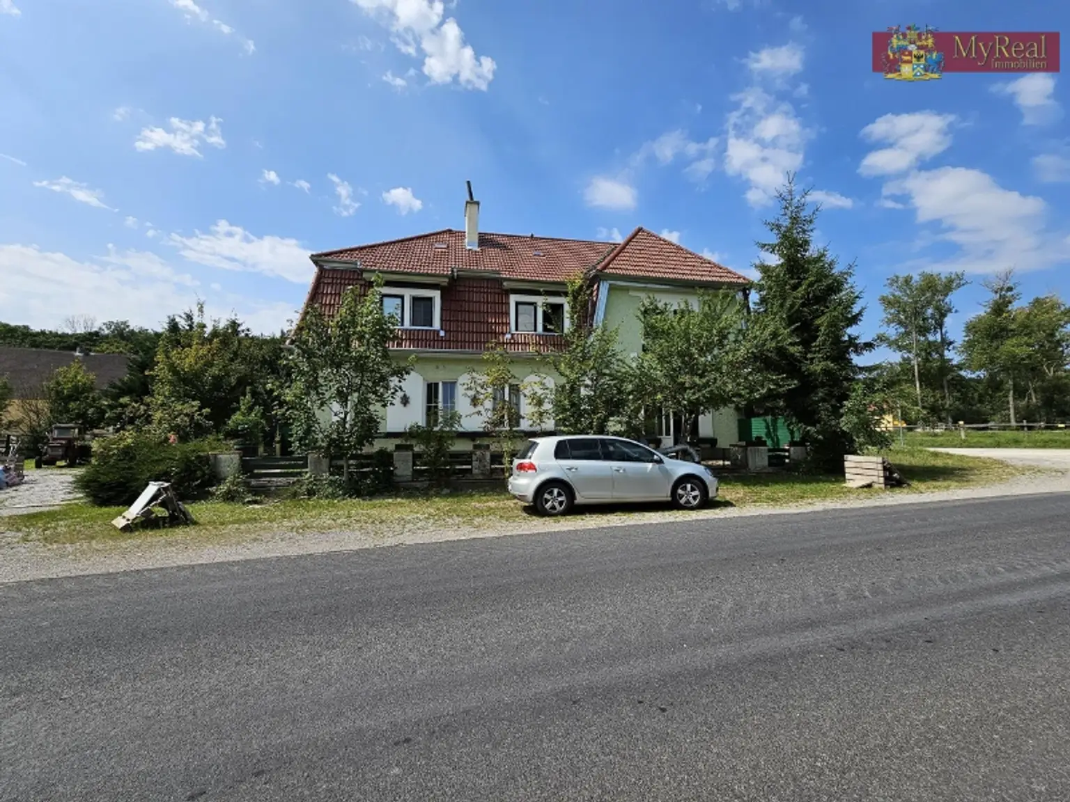 Schmuckes Landhaus mit Charme