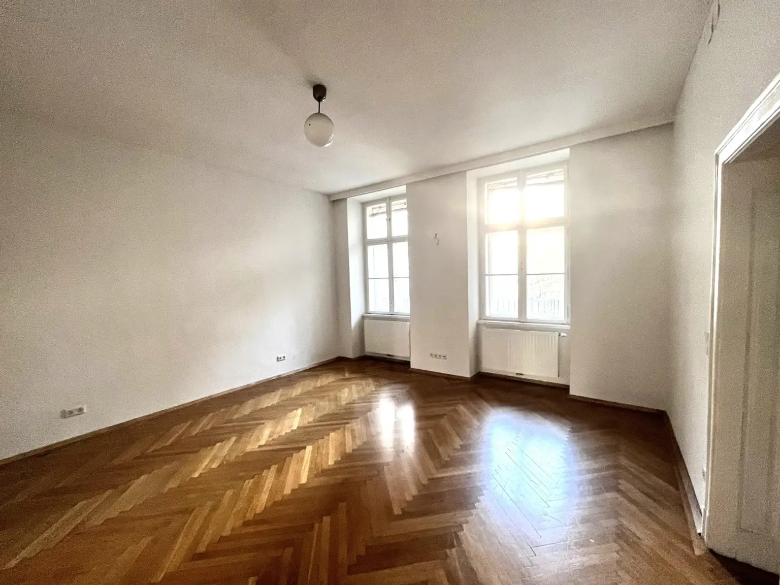 Altbau Wohnung mit Flair