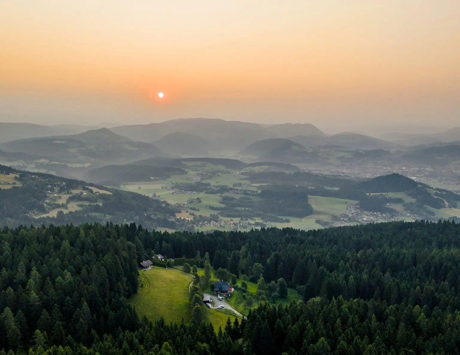 Baugrundstücke mit Zweitwohnsitz-Möglichkeit in herrlicher Naturlage