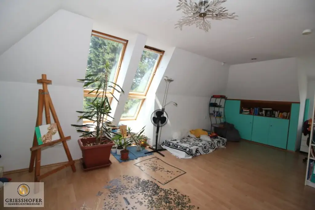 Bezauberndes, romantisches und sonniges Anwesen in zentraler Ruhelage