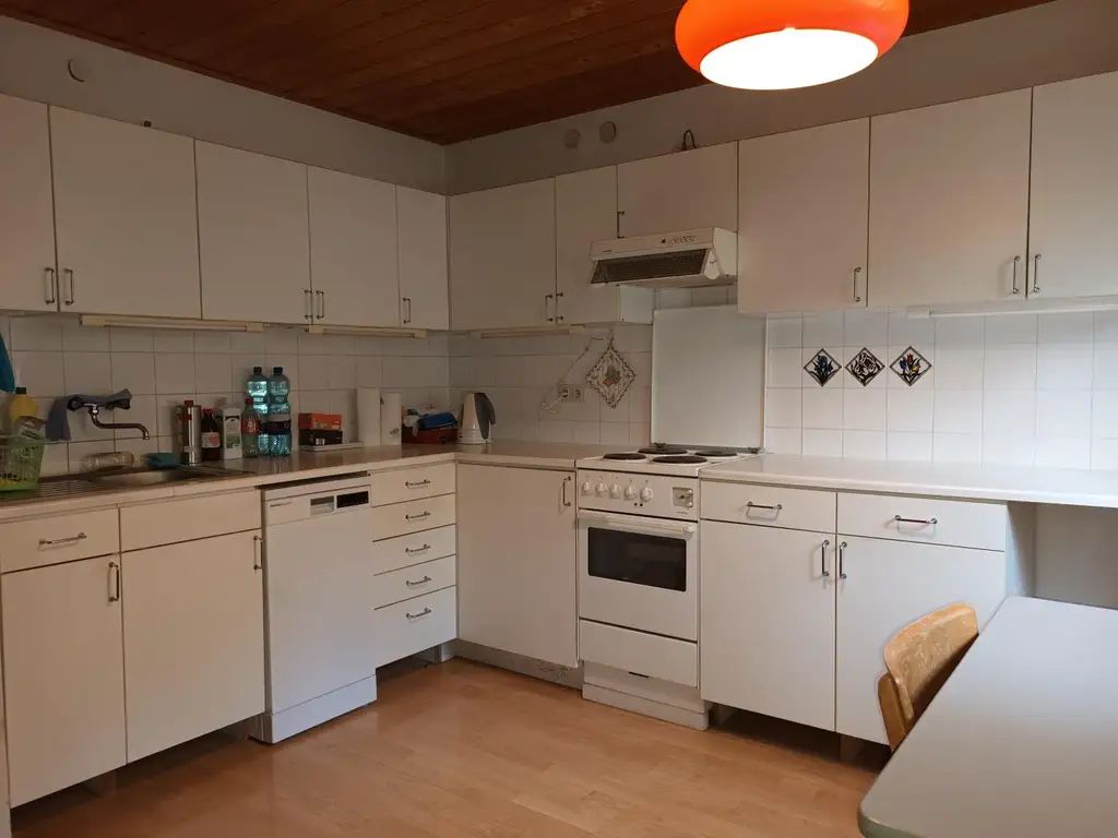 Solides Wohnhaus mit Potenzial in ruhiger Waldrandlage