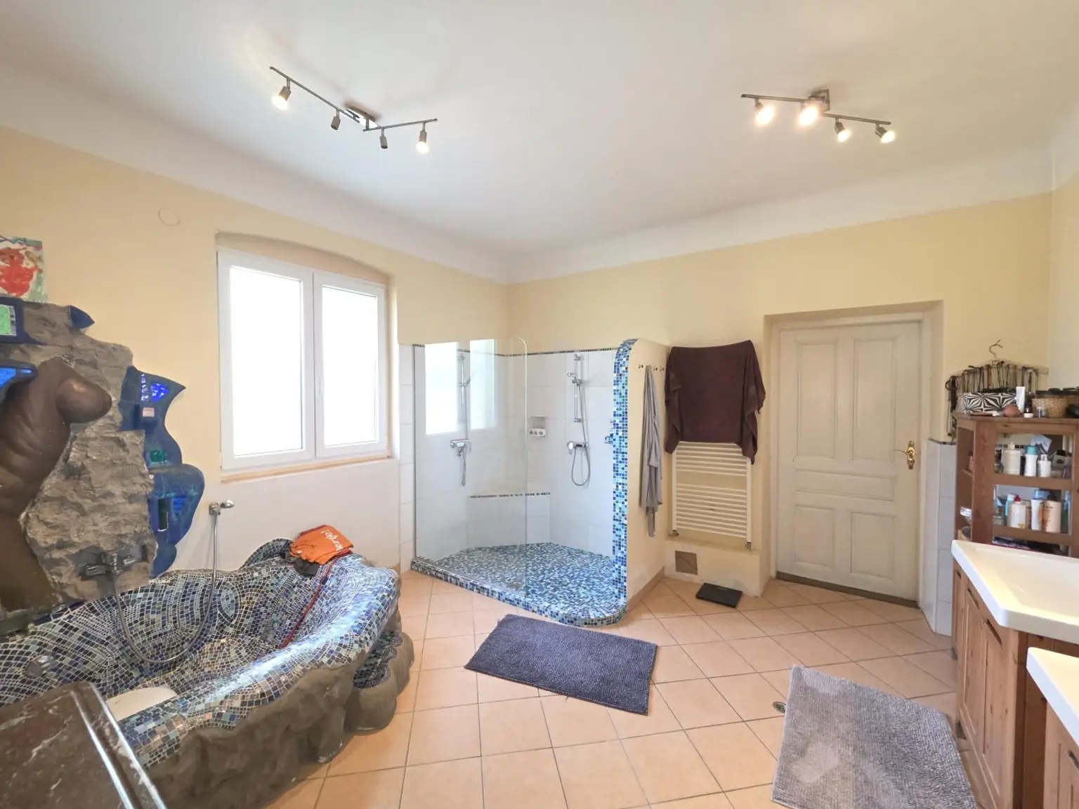 Badezimmer (2)