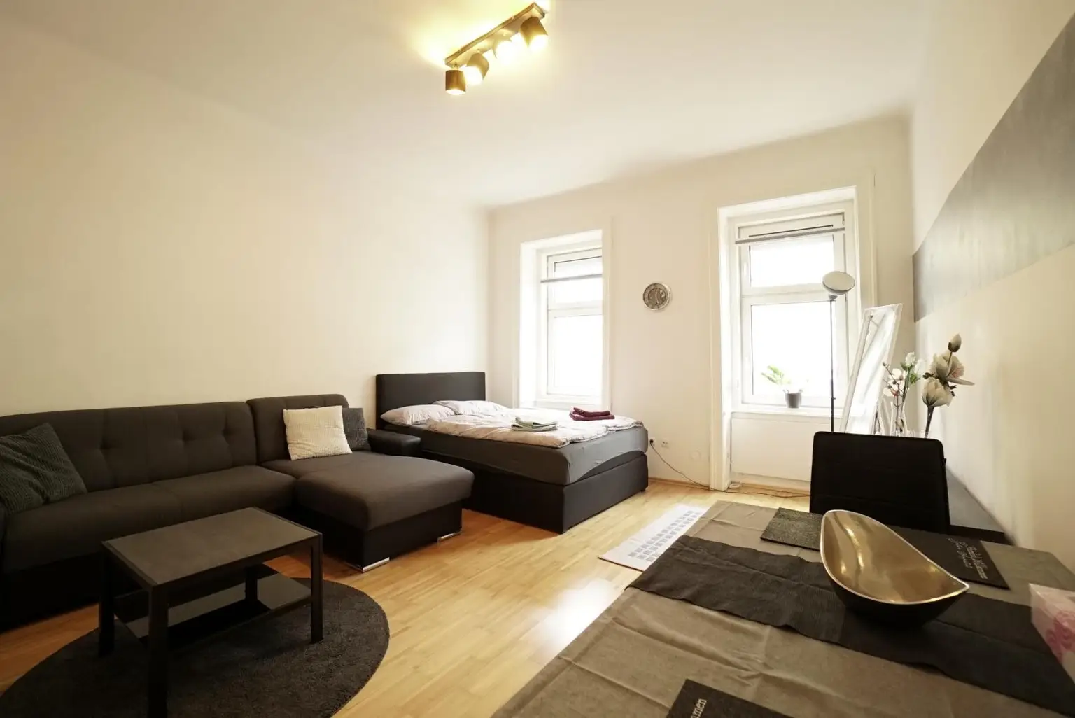 ALLES INKLUSIVE VOLLMÖBLIERT - Zwischenmiete 02.01.-31.03.2026 (3M.) Single-/Pärchenwohnung