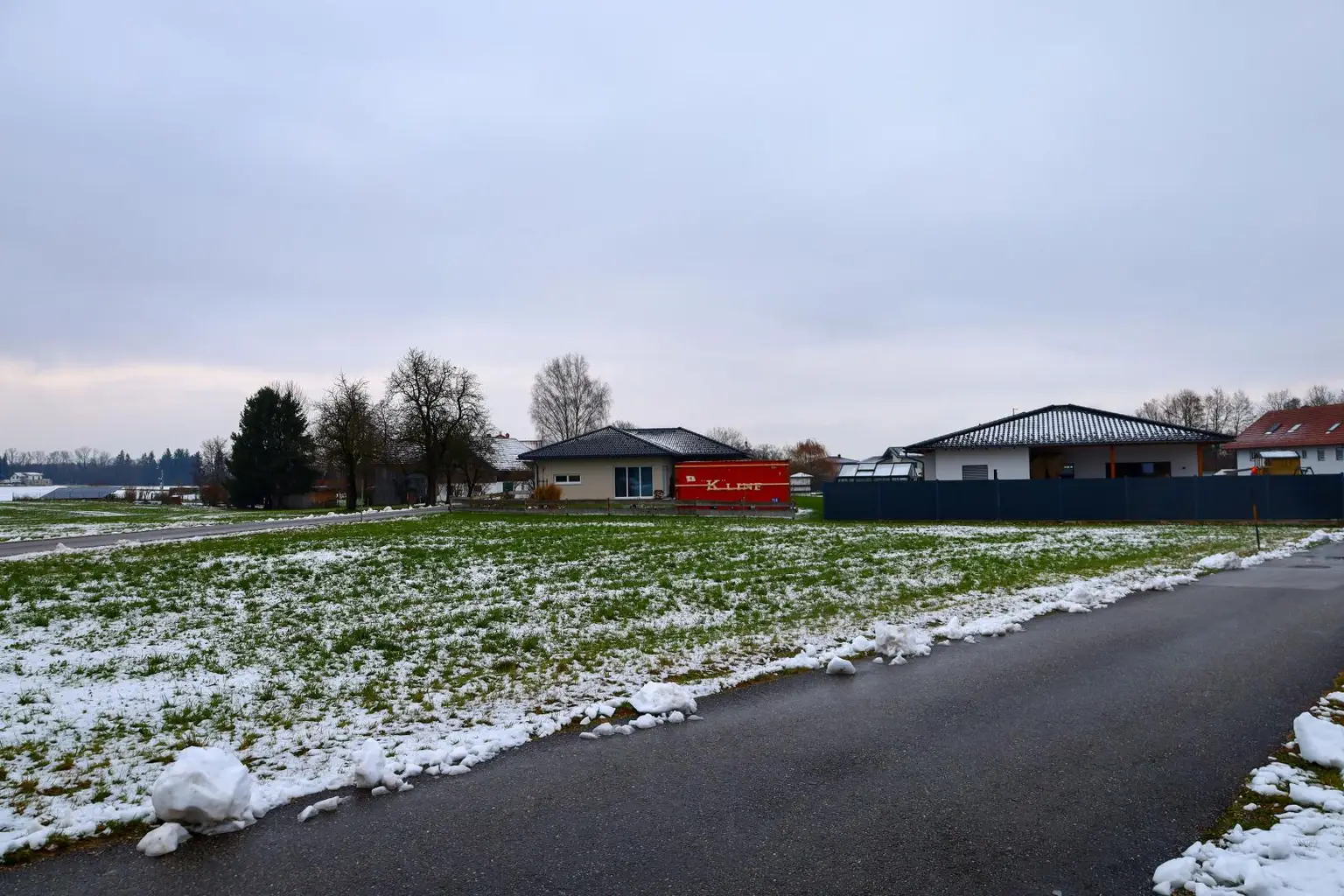 Grundstücksaufnahme 12