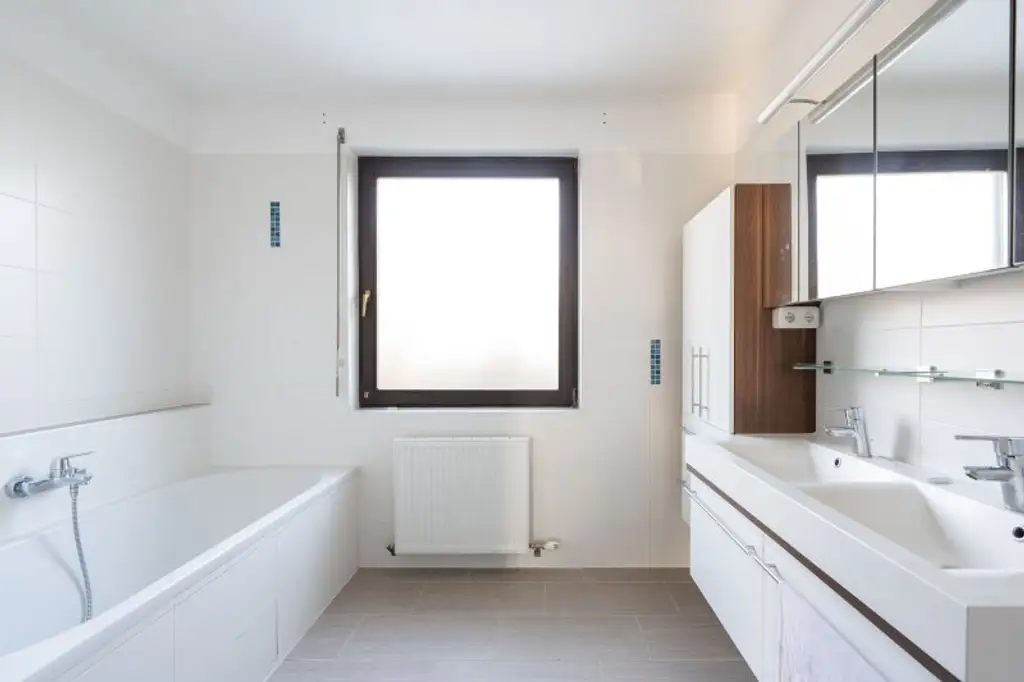 Toplage von Leonding: 7-Zimmer-Einfamilienhaus mit Pool & traumhaftem Ausblick zu kaufen